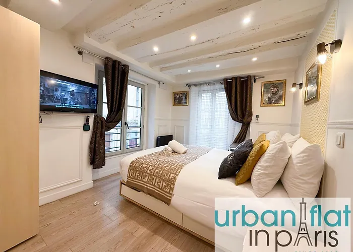42-Luxury Flat