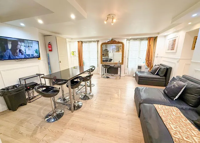 Urban Flat 42 - Luxury Flat